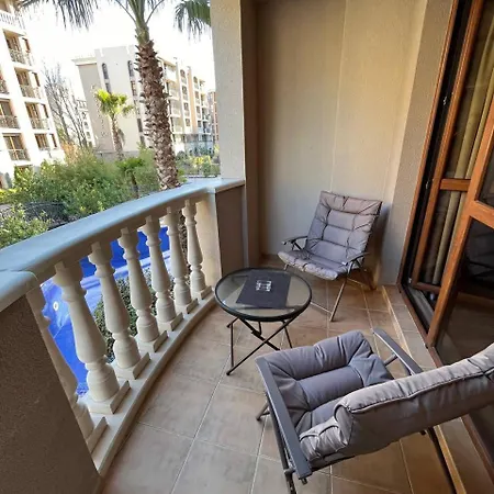 Cascadas, With A Pool View * Sunny Beach