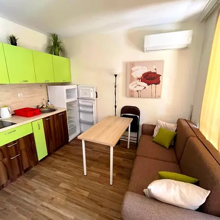 Apartament Cascadas, With A Pool View *