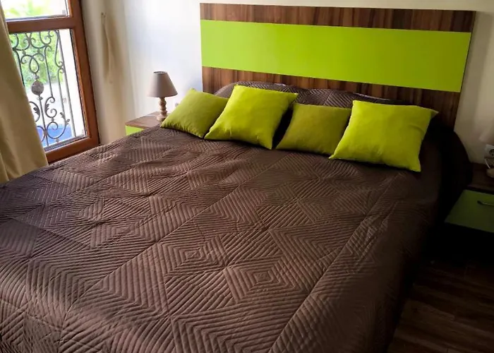 Cascadas, With A Pool View * Sunny Beach