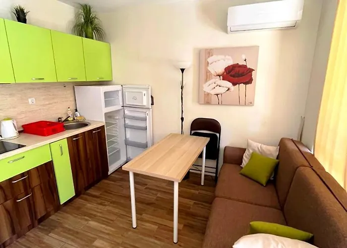 Apartament Cascadas, With A Pool View *